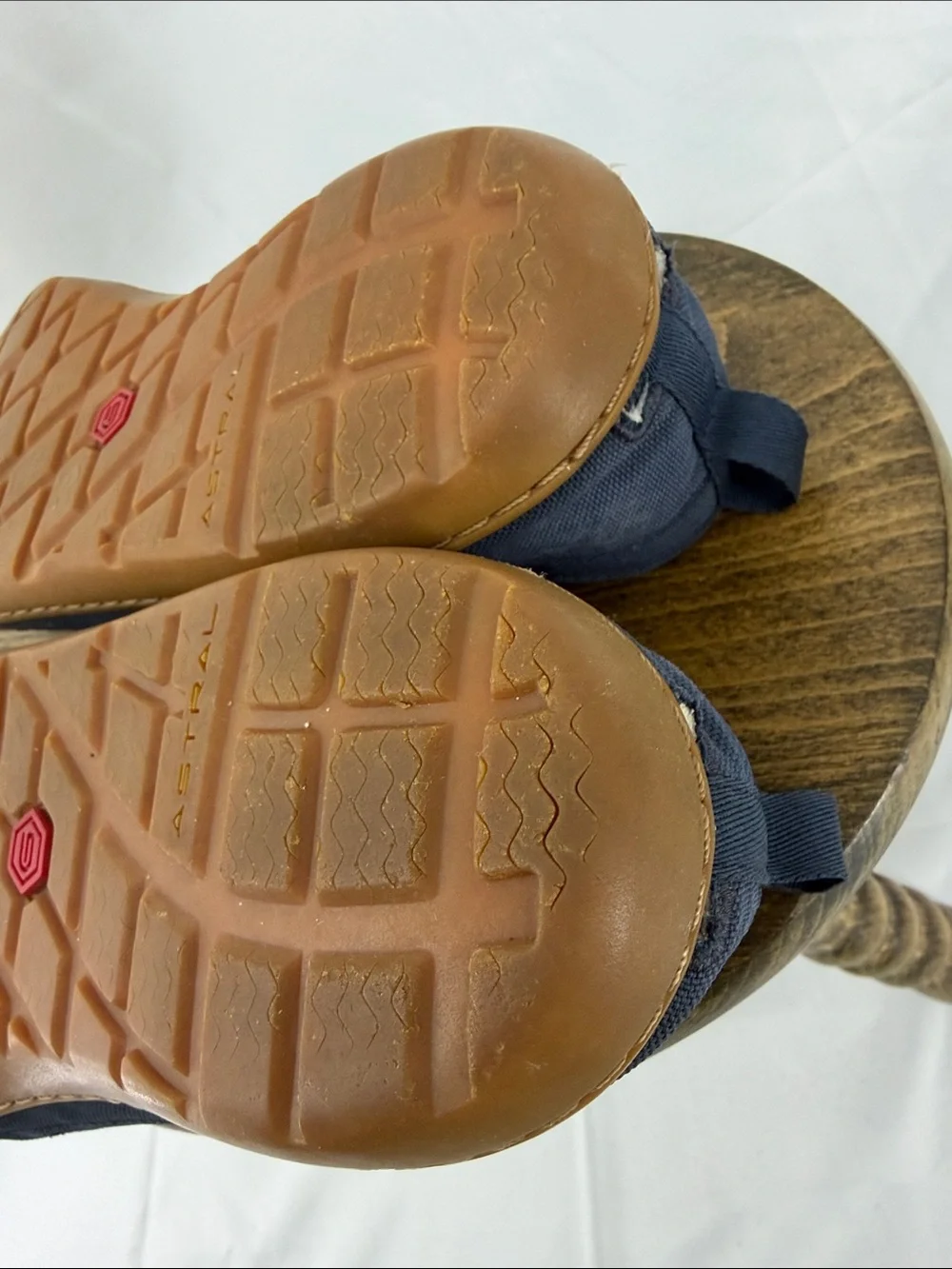 Astral Mens Loyak Canvas Water Shoes in Navy & Brown, sz 9